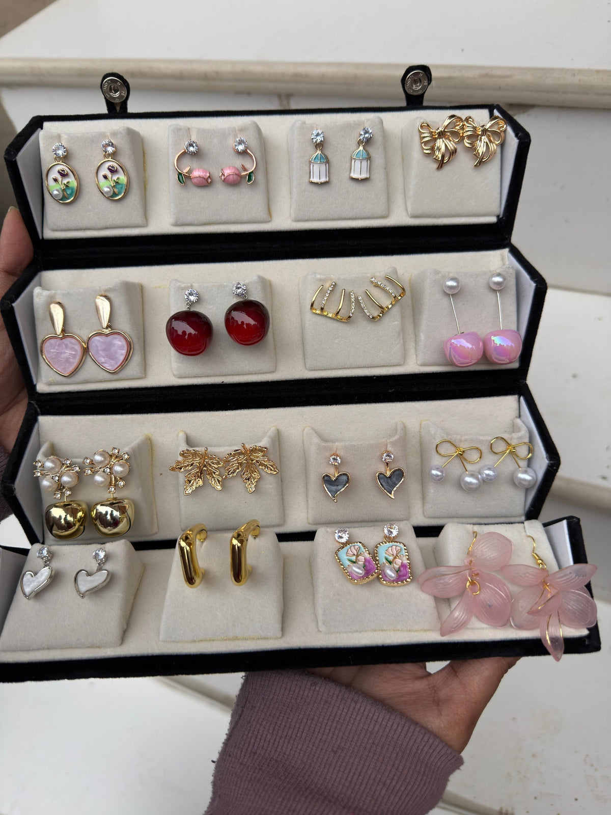 16 Western Earring Box