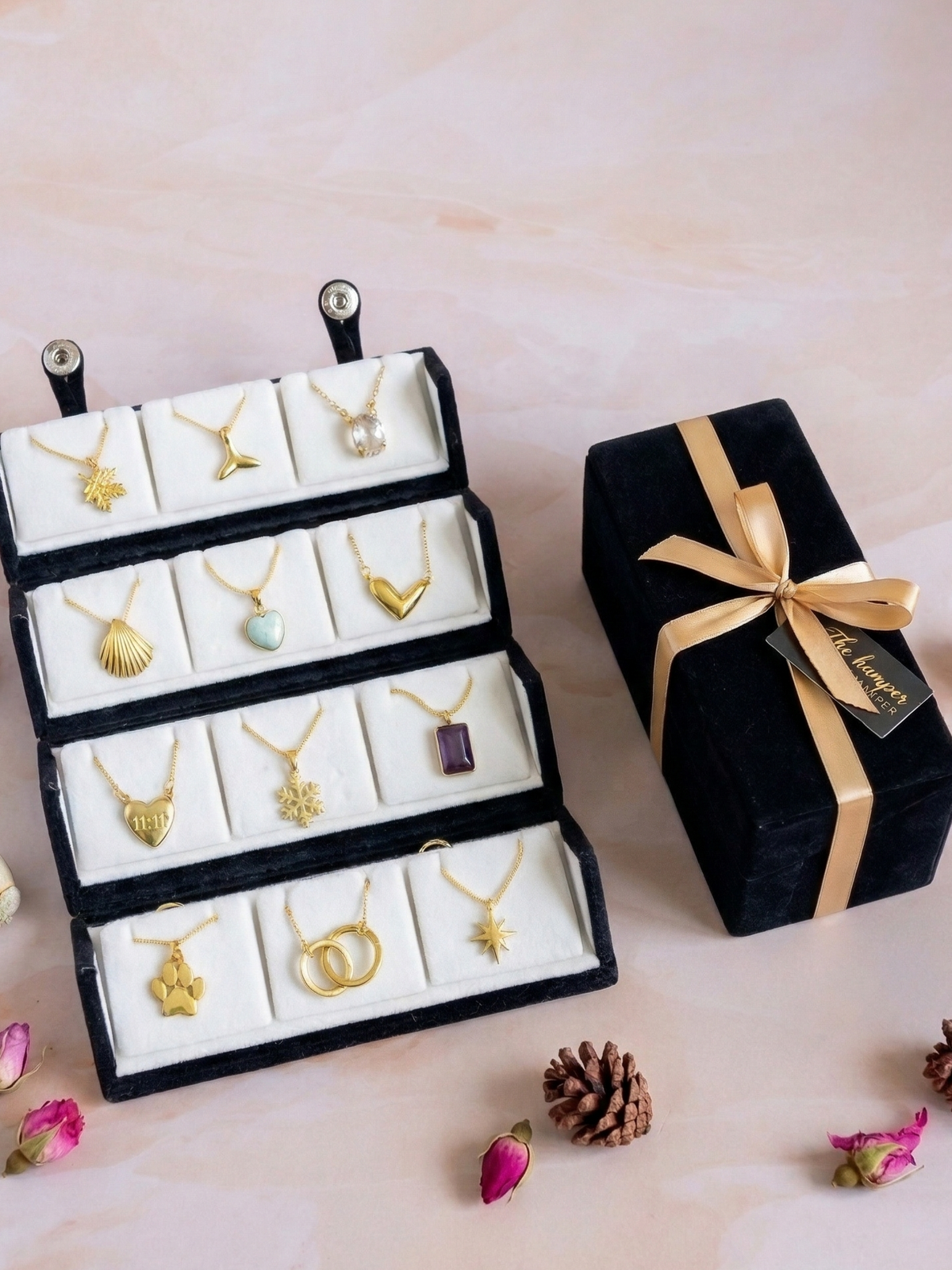 Necklace Love Gift Box – Folding Jewelry Organizer (Includes 12 Necklace)