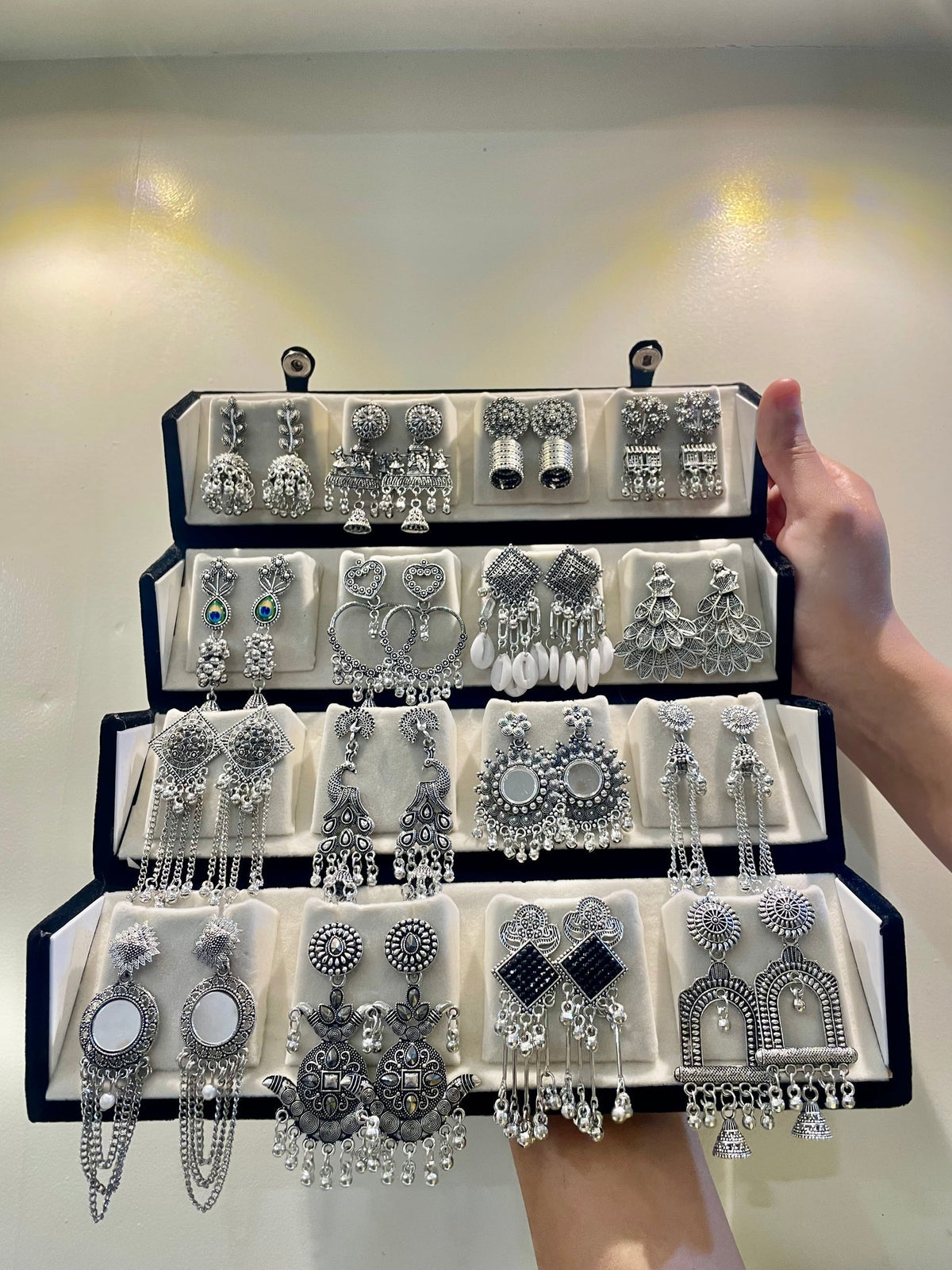 16 Jhumka Set Box (Delivery time 3-4 days)