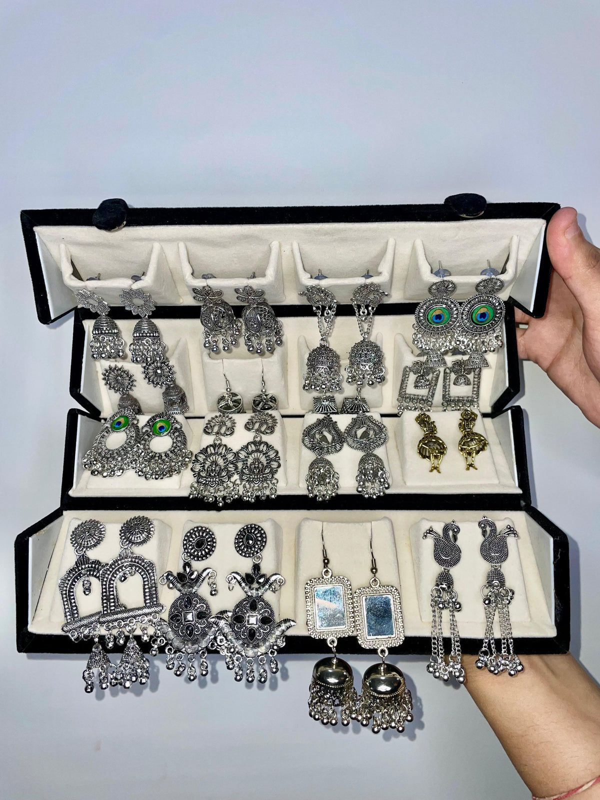 16 Jhumka Set Box (Delivery time 3-4 days)